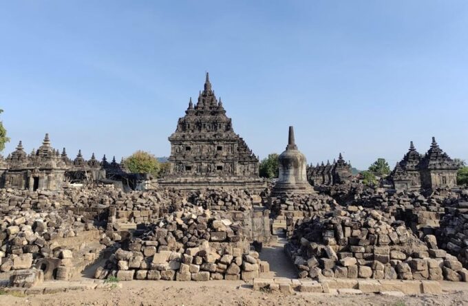 Yogyakarta: Prambanan Temple & Plaosan Temple Half Day Tour - Departure Details
