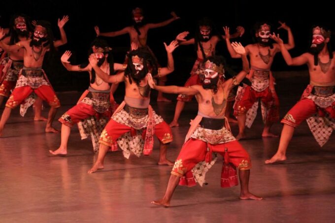 Yogyakarta: Prambanan Temple Sunset and Ramayana Ballet - Ballet Experience