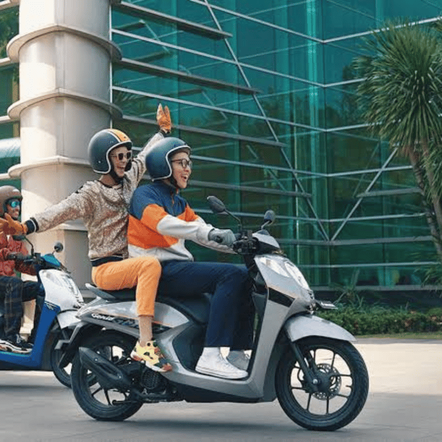Yogyakarta : Private Motorbike Tour (Traffic Jam Free) - Included Services