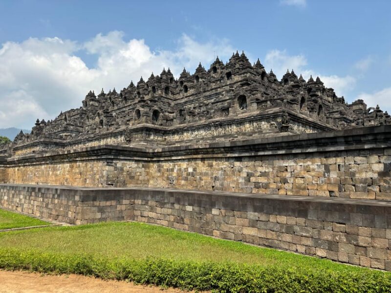 Yogyakarta: Private Transportation With Pickup Tour - Important Information