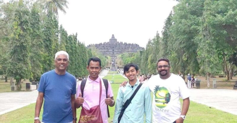 Yogyakarta: Setumbu Hill & Borobudur Explore Sunrise - Additional Temples