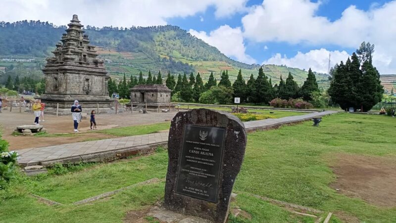 YOGYAKARTA: SETUMBU HILL SUNRISE/BOROBUDUR/DIENG PLATEAU - Experience and Attractions