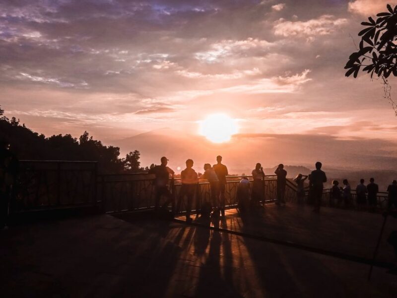 Yogyakarta: Setumbu Sunrise Borobudur Climb-up and Prambanan - Highlight Experiences