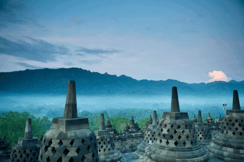 Yogyakarta: Setumbu Sunrise, Borobudur & Prambanan Day Tour - Borobudur Temple