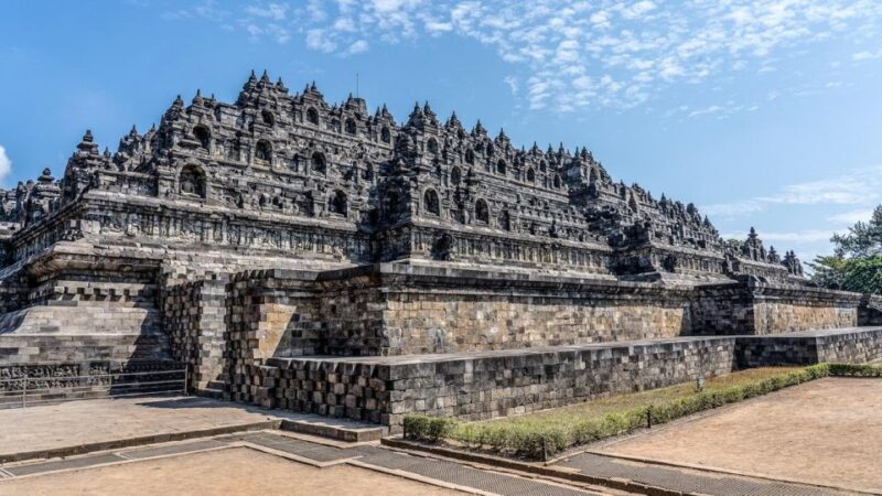 Yogyakarta: Sunrise at Mount Merapi, Borobudur, & Prambanan - Inclusions