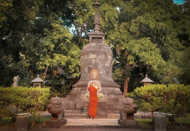 Yogyakarta: Sunrise Borobudur & Prambanan, with lunch option - Authenticity and Cultural Insights