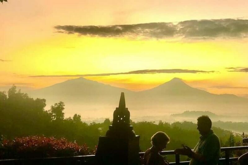 YOGYAKARTA; SUNRISE FROM THE HILL AND BOROBUDUR CLIMB UP.. - Authentic Moments and Practical Tips