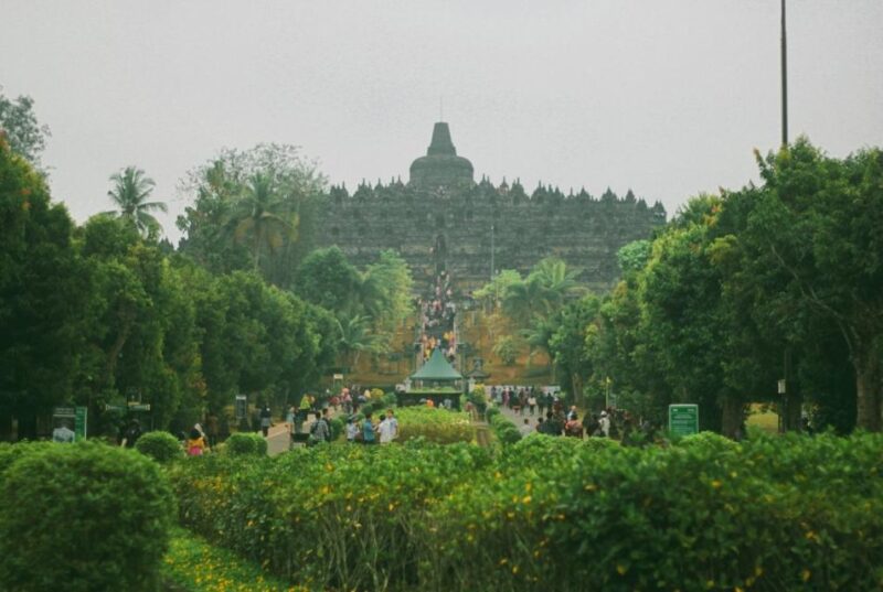 Yogyakarta: Tailor-Made Private Day Tour With Pickup - Important Information