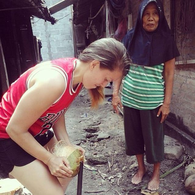 Yogyakarta: Traditional Village Bicycle Tour With Transfer - Suitable Participants