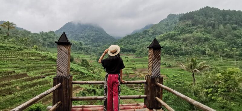 Yogyakarta Trekking Selogriyo Temple-Punthuk Setumbu Sunrise - Punthuk Setumbu Experience