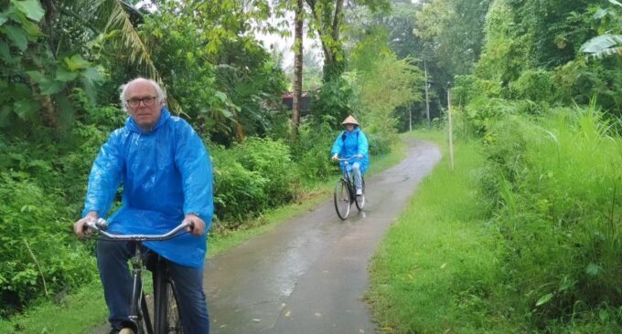 Yogyakarta: Village Cycling Tour Feel Real Local Atmosphere - Engaging With Local Community