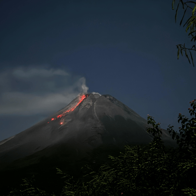 Yogyakarta Volcano: Merapi Volcano on Hilltop (Lava Viewing) - Safety Precautions