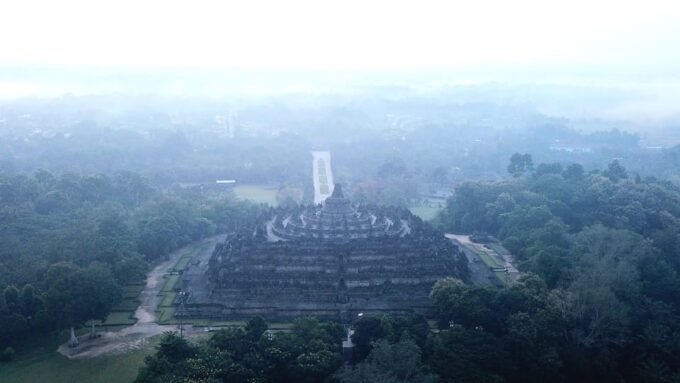 Yogyakarta:Borobudur/Volcano/Prambanan/Tea Farm (FREE DRONE) - Explore the Region With a Drone