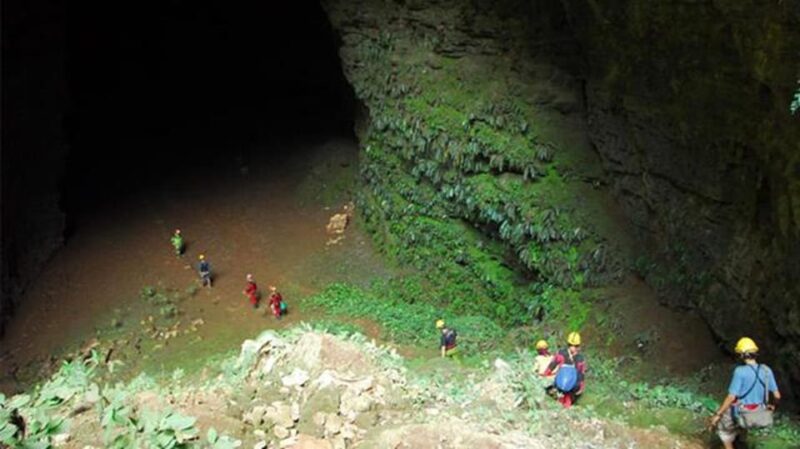 Yogyakartas Hidden Gems: Jomblang Cave & Timang Beach Tour - Itinerary Details