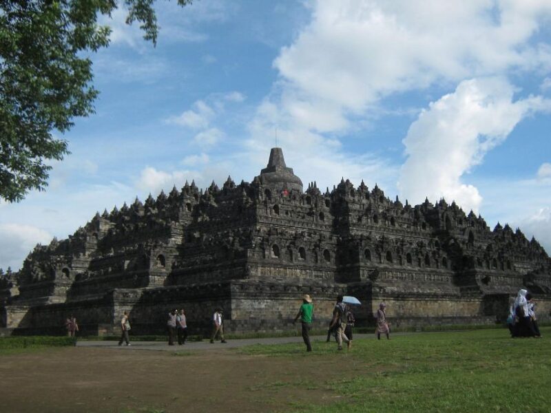 Yogyakarta:Sunrise at Setumbu, Tour of Mount Merapi & Temple - Key Points