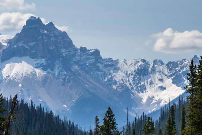 Yoho National Park: Self Guided Driving Audio Tour - Discover the Significance of Tom Wilson