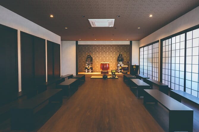 YokaBus Fukuoka Food Crafting, Samurai Style Dining, Mirror Sea - Samurai Style Dining