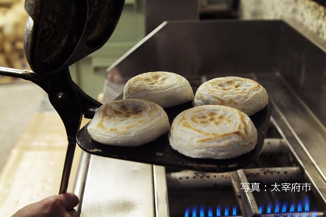 YokaBus Fukuoka Heritage Noh Theater and Dazaifu Highlights - Umegae Mochi Grilled Experience