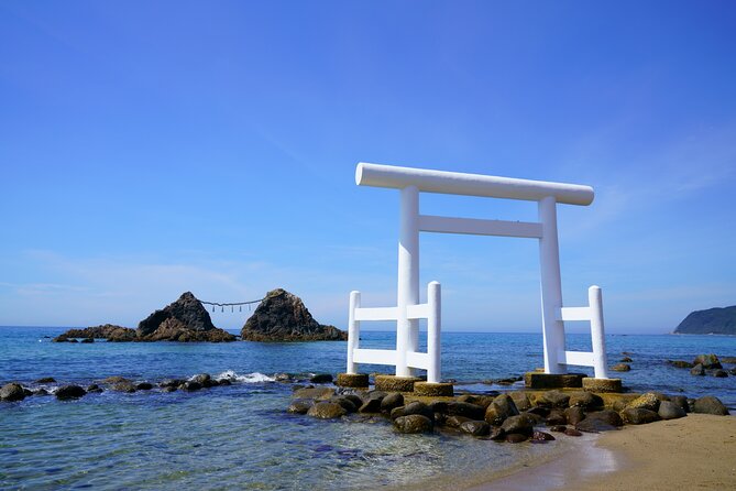 YokaBus Nanzoins Bronze Buddha and Itoshimas Coastal Wonders - Tour Overview