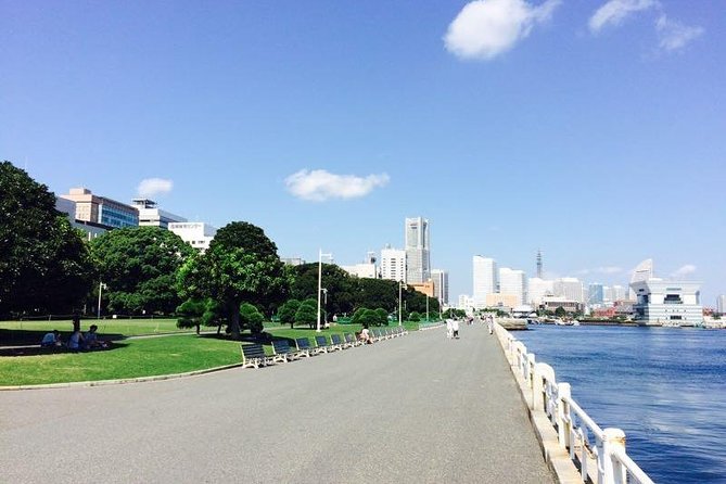 Yokohama 4hr Private Tour With Government-Licensed Guide - Visiting Sankeien Gardens