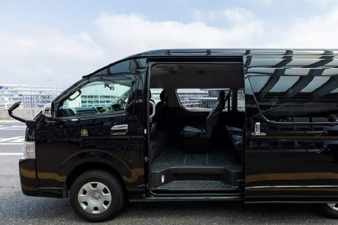 Yokohama Port: Private Arrival Transfers to Tokyo City Center - Infant Seat Availability