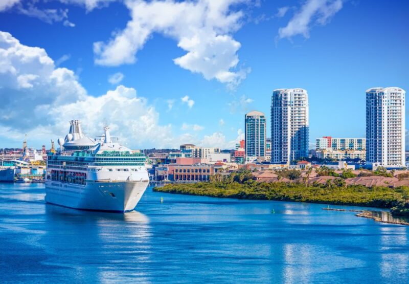 Yokohama Port: Private Transfer From/To Haneda Airport - Inclusions