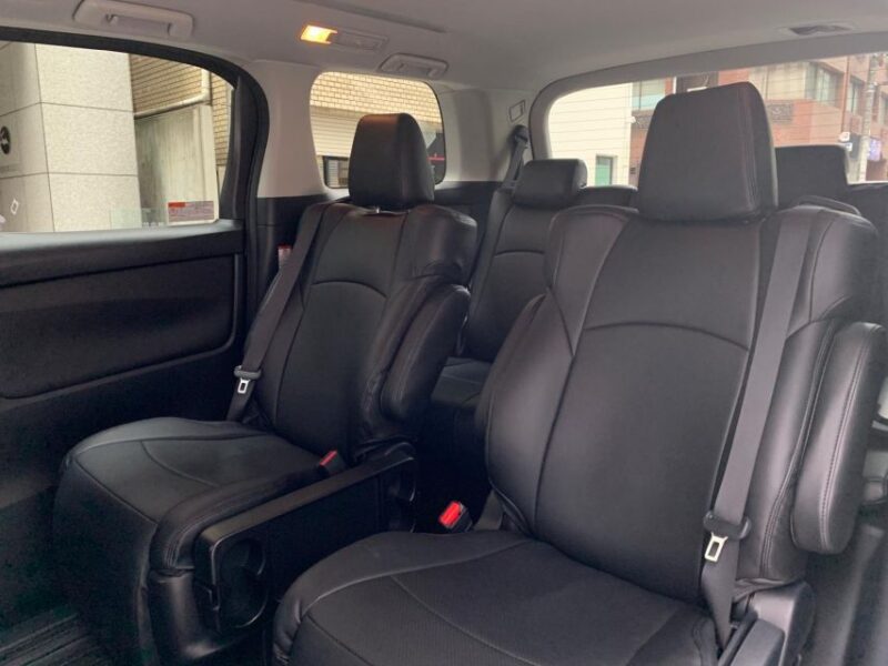 Yokohama Port: Private Transfer To/From Tokyo/Hnd Airport - Pickup and Drop-off