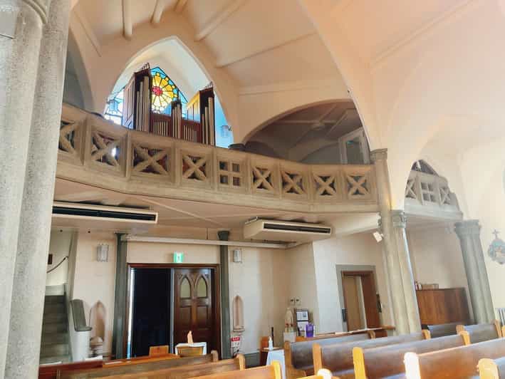 Yokohama: Walking Tour Focus on 5 Architecture and History - Exploring Yamate-Main Street