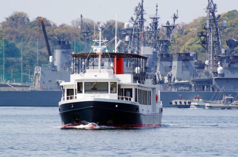 Yokosuka: Hike and Local Cruise Experience in English - Hiking to Takatoriyama Park