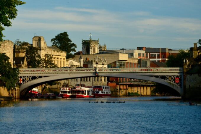 York: 1-Hour Small Group Evening Walking Tour - Booking and Cancellation Policy