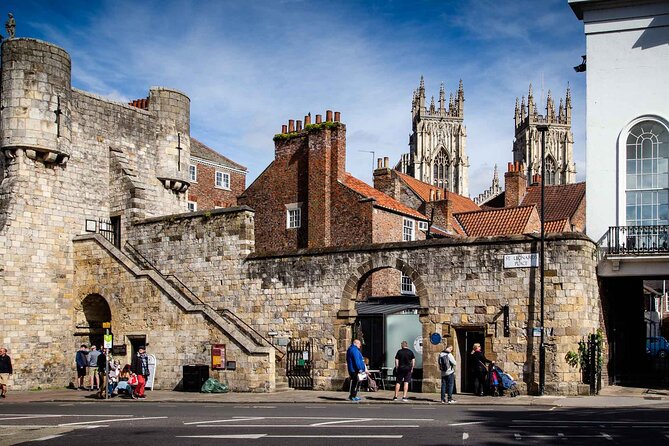 York 3-Hour Photography Walking Tour - Inclusions