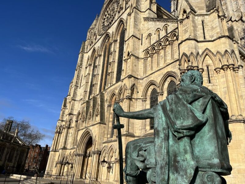 York: City Chronicles Historical Walking Tour - Tour Details
