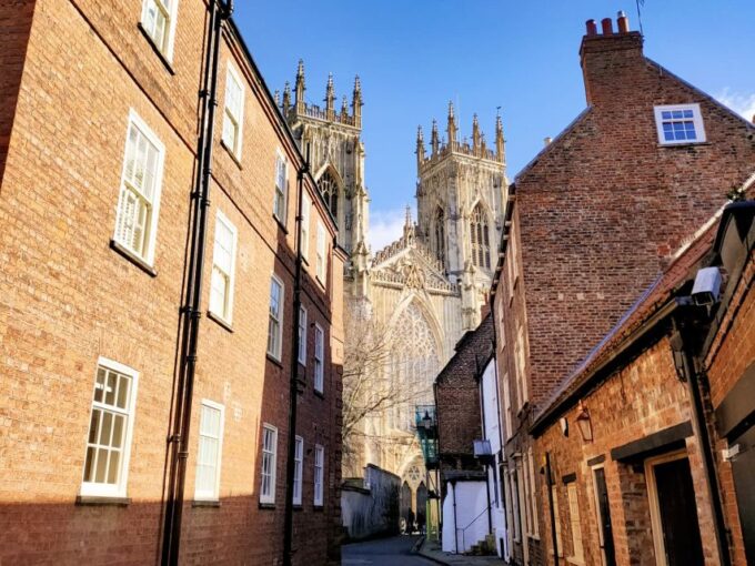 York: City Exploration Game - Meeting Point and Activation Instructions
