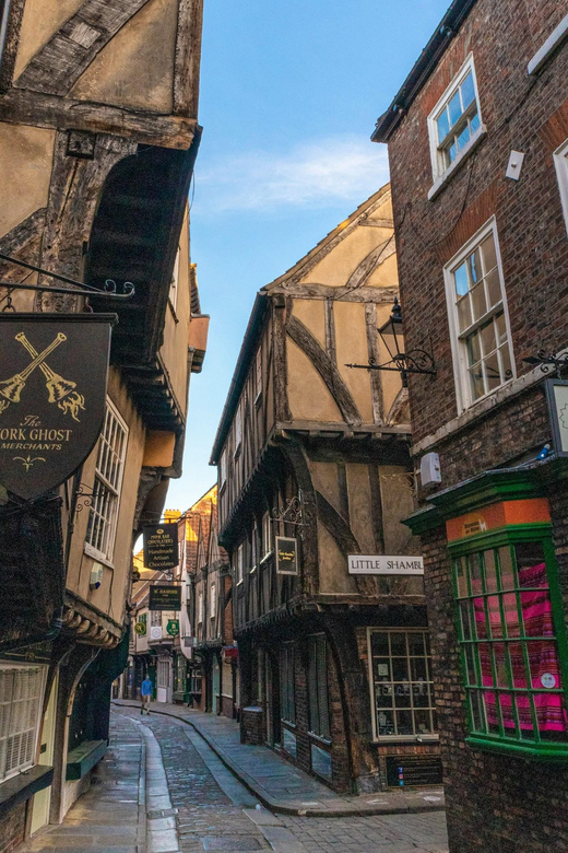 York: Self-Guided Walking Tour With Mobile App - Booking and Flexibility