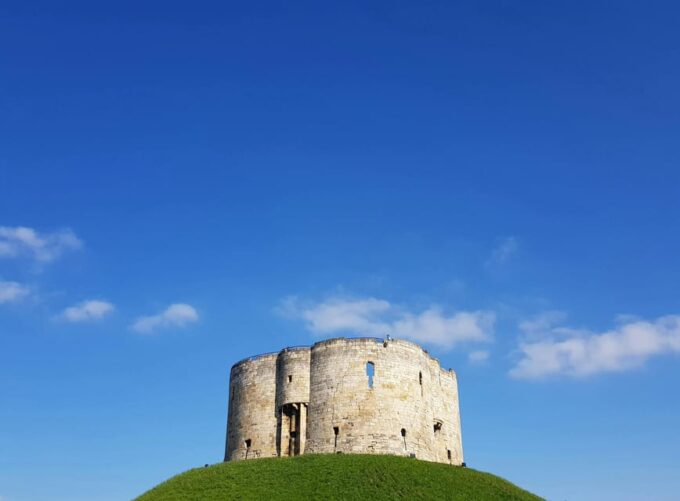 York: Self-Guided Walking Tour With Mobile App - Reviews and Ratings