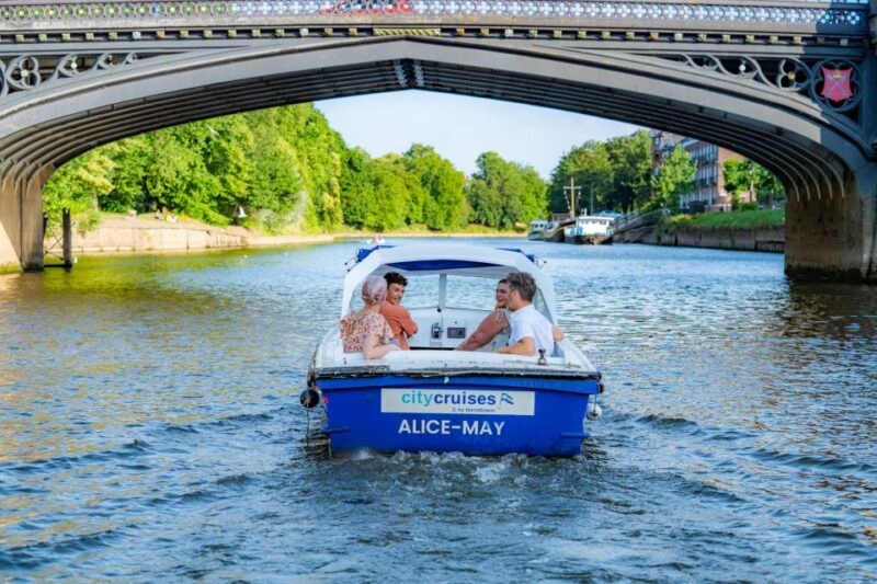 York: Self-Steer Boat Rental - Highlights