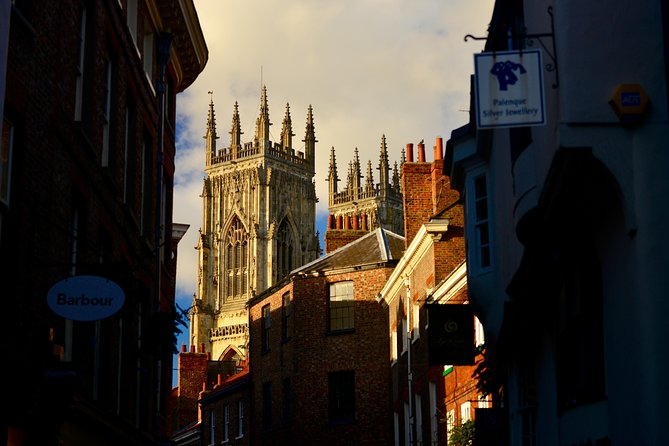 York Small-Group Evening Walking Tour With Guide - Reviews and Recognition