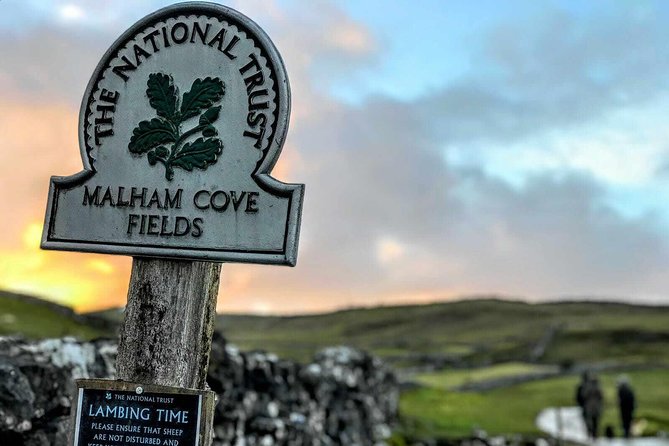 Yorkshire Adventure Sightseeing Day Trip From Liverpool - Crossing the Ribblehead Viaduct