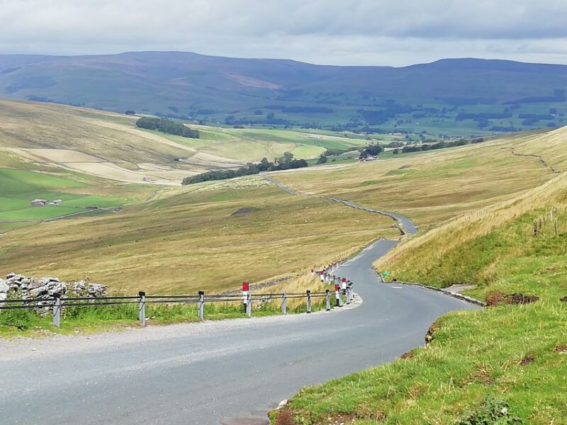 Yorkshire: All Creatures Great and Small Mini-Coach Tour - Visiting the TV Locations