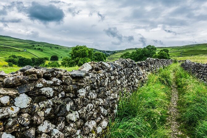 Yorkshire Dales Tour App, Hidden Gems Game and Big Britain Quiz (7 Day Pass) UK - About the Tour Operator and Duration