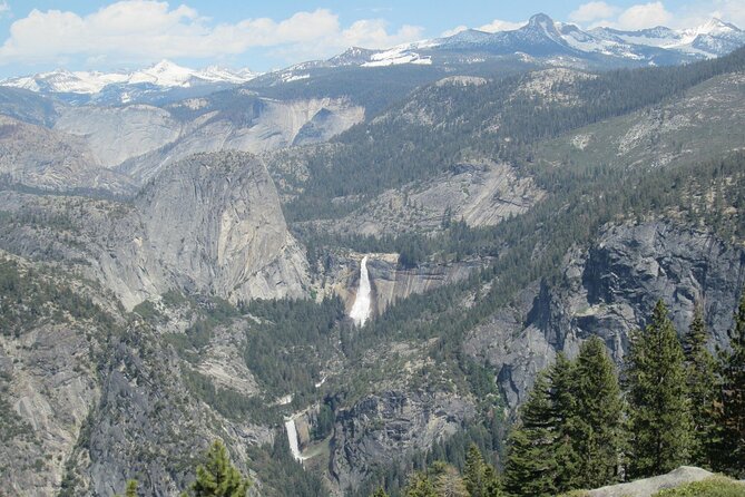 Yosemite Highlights Small Group Tour - Transportation and Comfort Features
