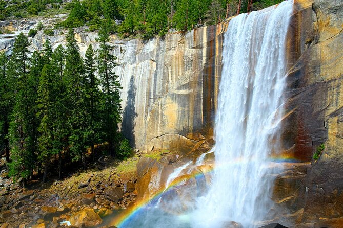 Yosemite National Park Self Guided Driving Audio Tour Guide - Engagement
