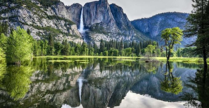 Yosemite Natl Park: Valley Lodge Semi-Guided 2-Day Tour - Guided Sightseeing Tour