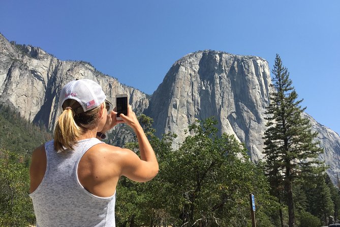 Yosemite Valley Tour With Transport From Oakhurst - Bridalveil Fall and El Capitan
