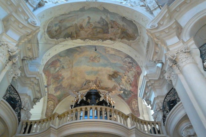 Your Own Guide for Old Town Highlights and Secrets Tour - Customizing Your Walking Tour Experience