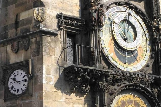 Your Own Guide for Old Town Highlights and Secrets Tour - Pickup and Tailored Tour Starting Point