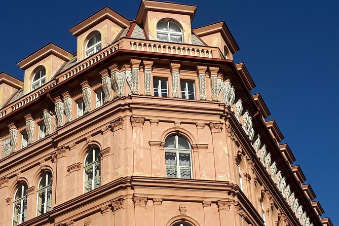 Your Own Guide for Old Town Highlights and Secrets Tour - Tour Duration and Physical Requirements
