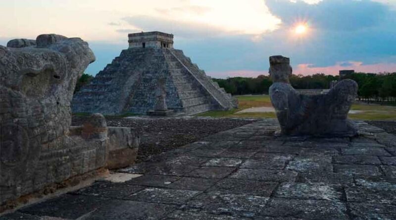 Yucatán: Classic Chichen Itza Tour With Maya Travel - Itinerary Highlights