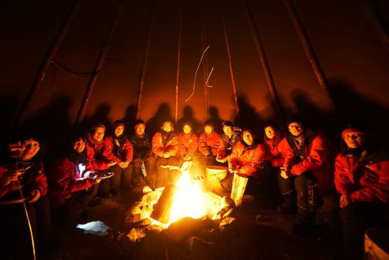 Yukon: Aurora Borealis Late Night Viewing Tour - Experience Highlights
