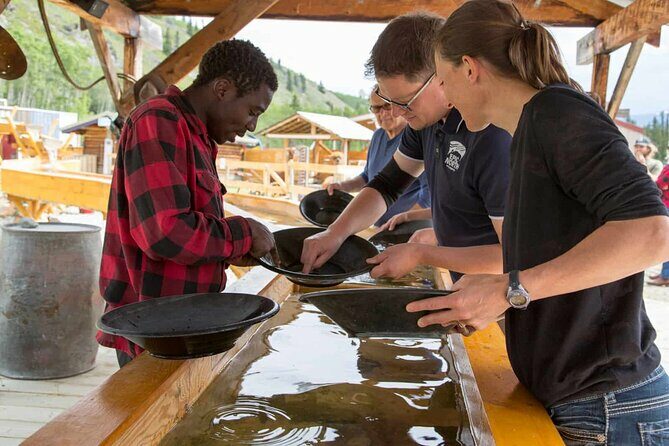 Yukon Gold Experience feat. Emerald Lake & Carcross - Key Points